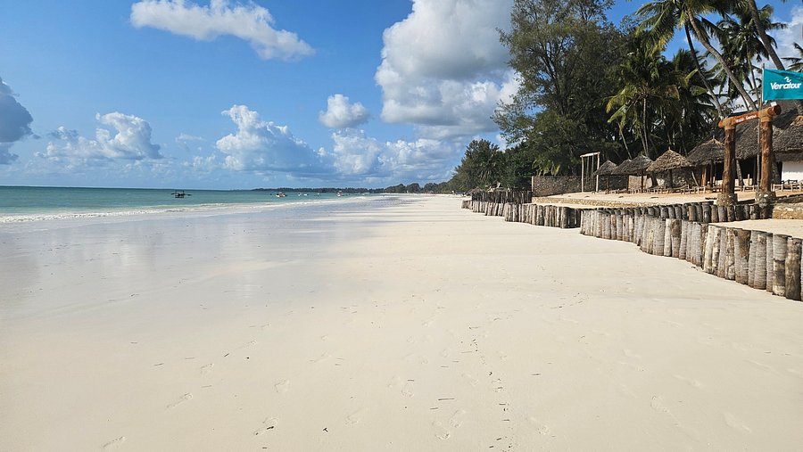 Kendwa beach Zanzibar 2026 — northwest coast sunset luxury honeymoon calm